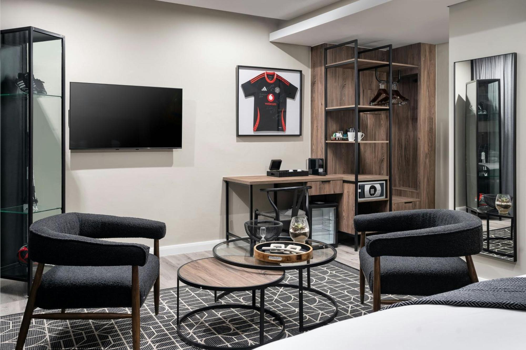 Protea Hotel By Marriott Cape Town Waterfront Breakwater Lodge מראה חיצוני תמונה